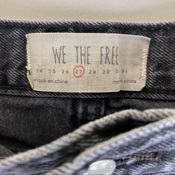 We The Free Relaxed Raw Hem Cutoff Shorts Size 27 - Picture 2 of 7